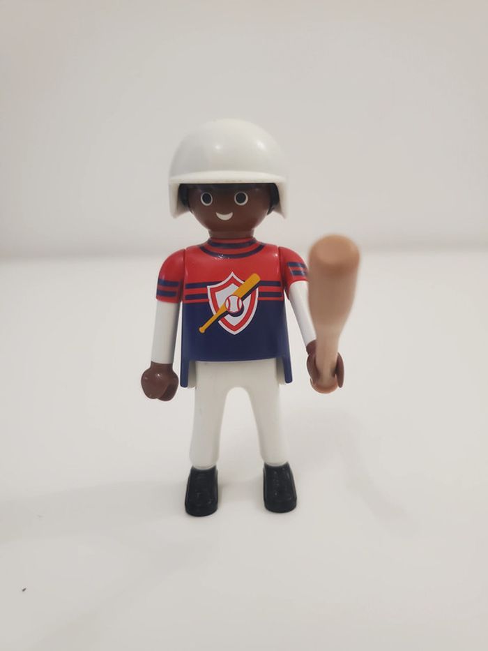 Playmobil Sport Joueur de Base Ball avec sa batte et son casque très bon état