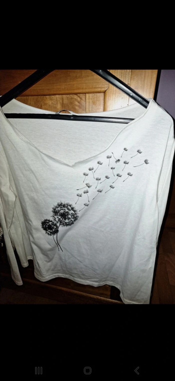 T-shirt femme taille 48 - photo numéro 2