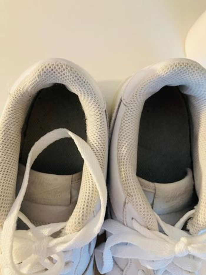 Baskets Nike Air force one pointure 38,5 - photo numéro 3