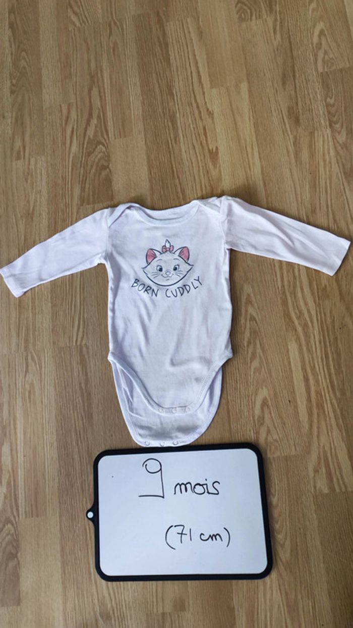 body rose clair taille 9 mois