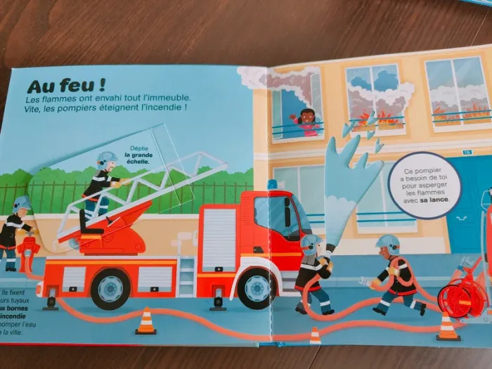 Livre Kididoc Les pompiers - photo numéro 4