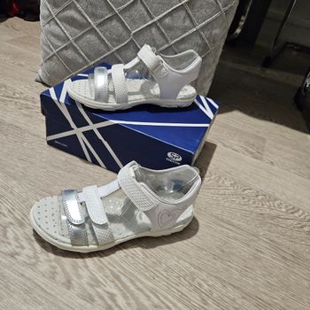Sandal geox