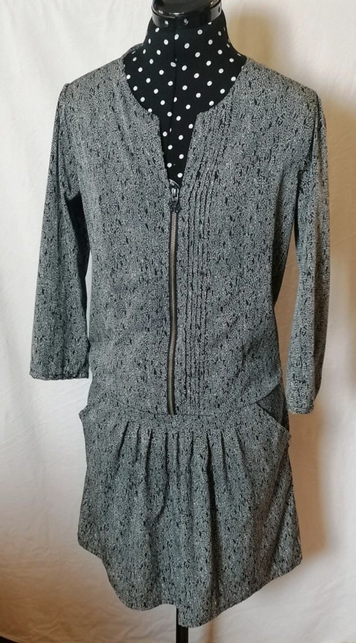 Robe courte fluide légère noir blanc Taille 2 ou M Maisons Scotch - photo numéro 7