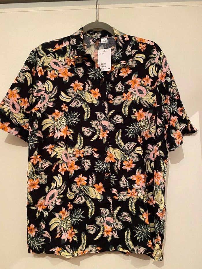 Chemisier H&M  imprimé fleurs taille xs neuf