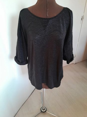 Joli haut effet blousant et crocodile zara