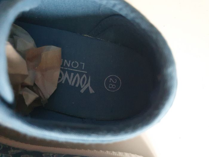 Chaussures pointure 28 - photo numéro 2