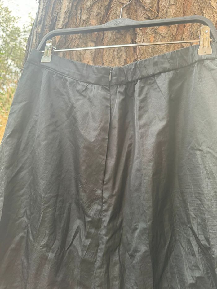 Jupe longue Zara matière tendance noire taille L tbe - photo numéro 5