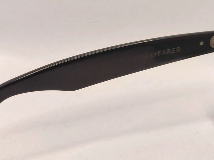 Lunettes de soleil Ray Ban wayfarer street neat bleue fabriquées par Bausch e Lomb aux USA - photo numéro 3