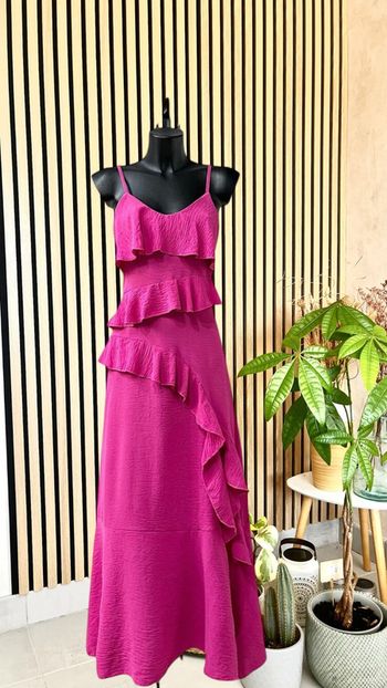 Robe rose fuchsia avec fente