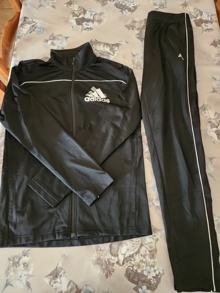Survêtement homme Taille 15-16 ans