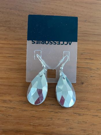 Paire de boucles d’oreilles diamants gouttes fantaisies