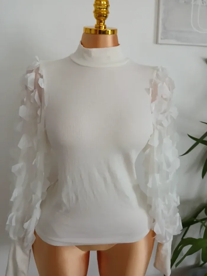 Joli Pull chic Neuve Taille M 🌿💝 - photo numéro 9