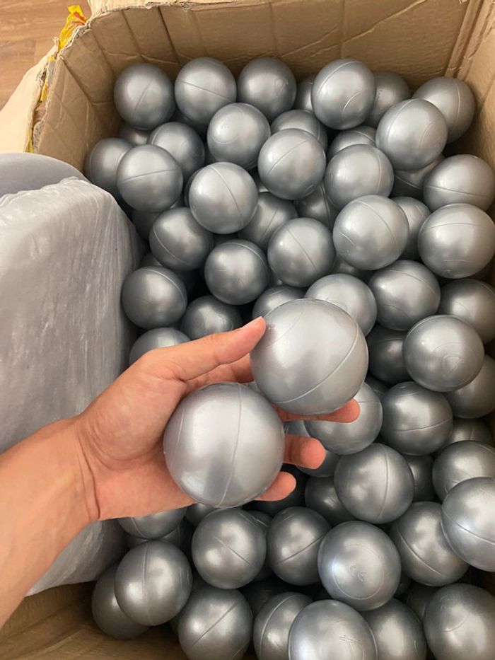 Piscine à Balles Grise Dodozen avec 200 balles