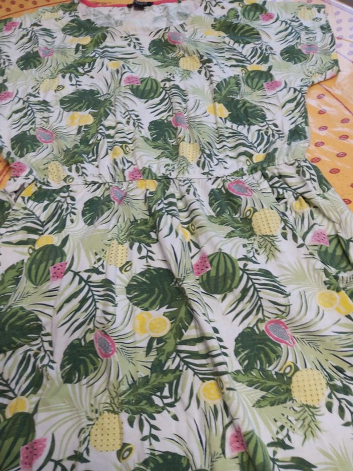 Robe fleurie , raille 44/46 - photo numéro 5