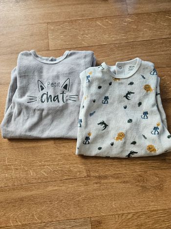 2 grenouillères velours 6 mois