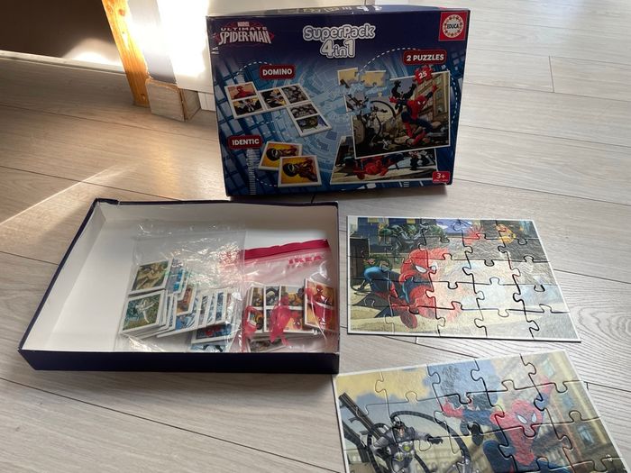 Multi jeux Spiderman puzzle memories et domino