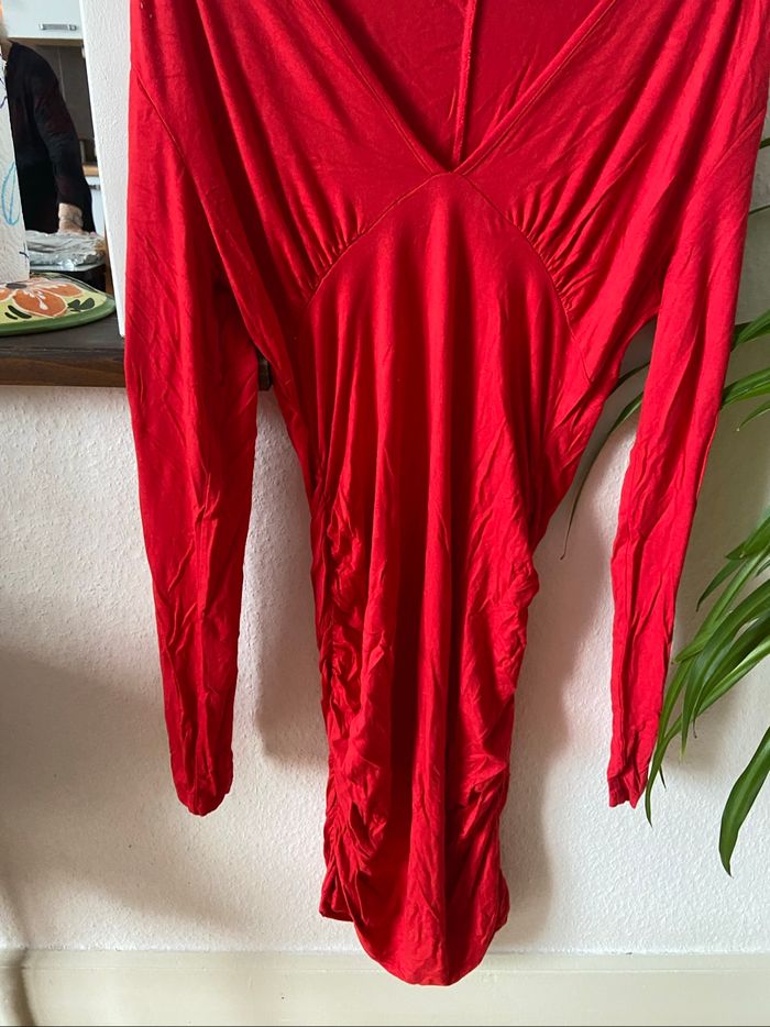 Robe Amisu rouge - photo numéro 3