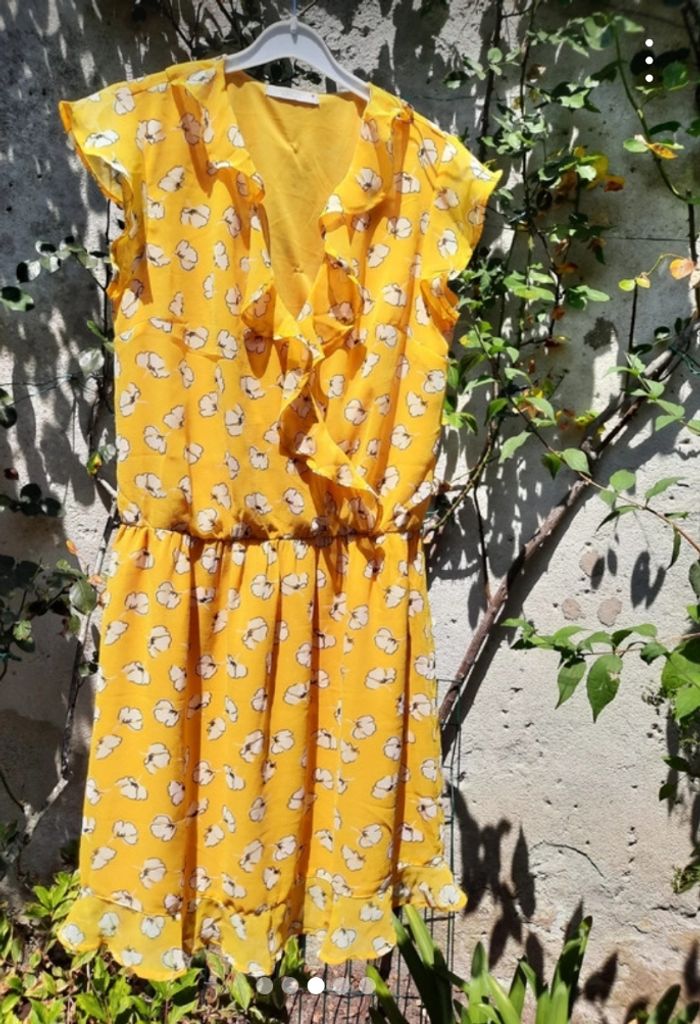 Robe d été à motifs jaune