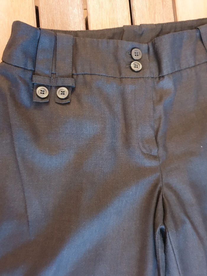 Pantalon 3/4 très stylée Camaïeu T38 gris souris - photo numéro 2