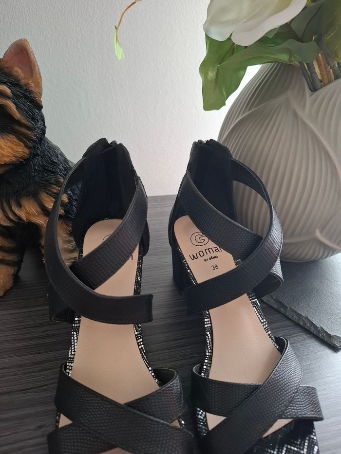 Sandale a talons - photo numéro 5