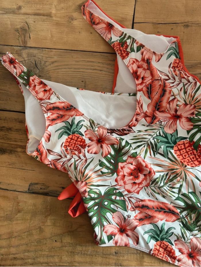 Maillot de bain 1 pièce - photo numéro 5