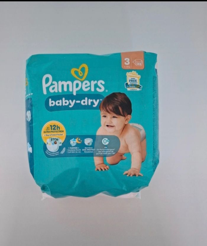 Couches pampers