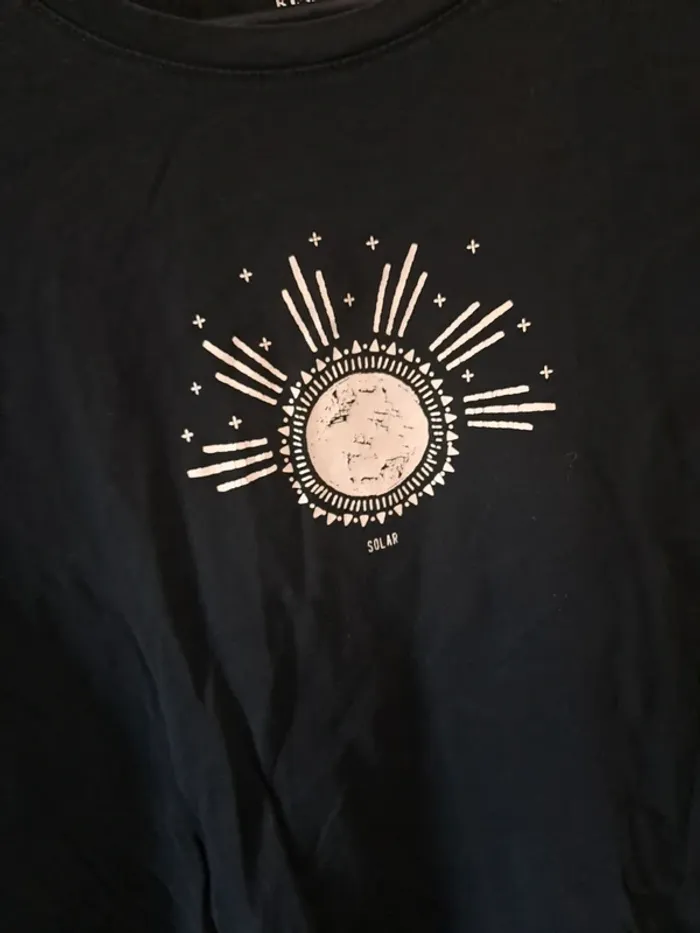 T shirt L femme a motifs soleil - photo numéro 3