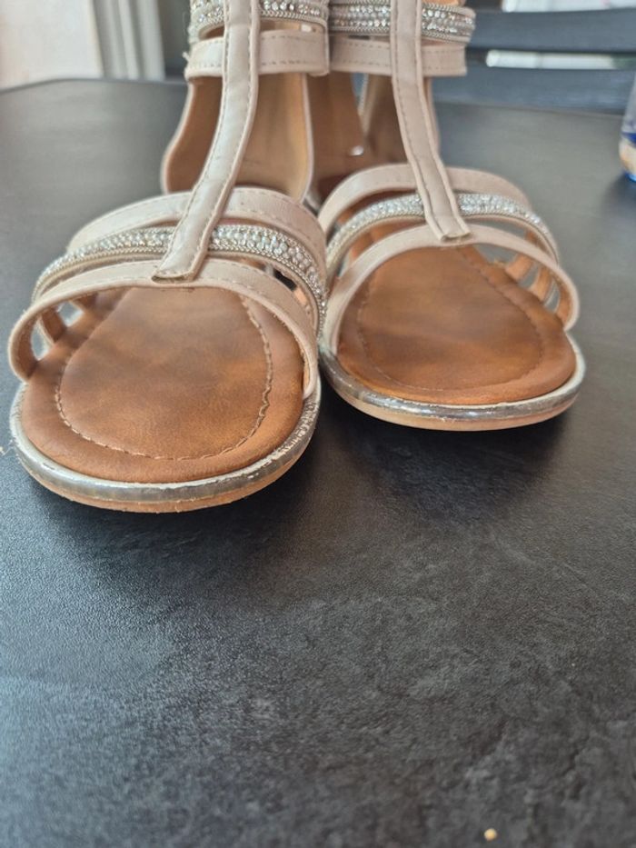 Nu pieds 32 - photo numéro 6