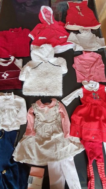lot 12 mois hiver rouge fille 16 pieces