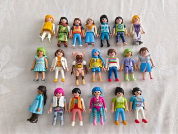 Lot 20 figurines playmobil 