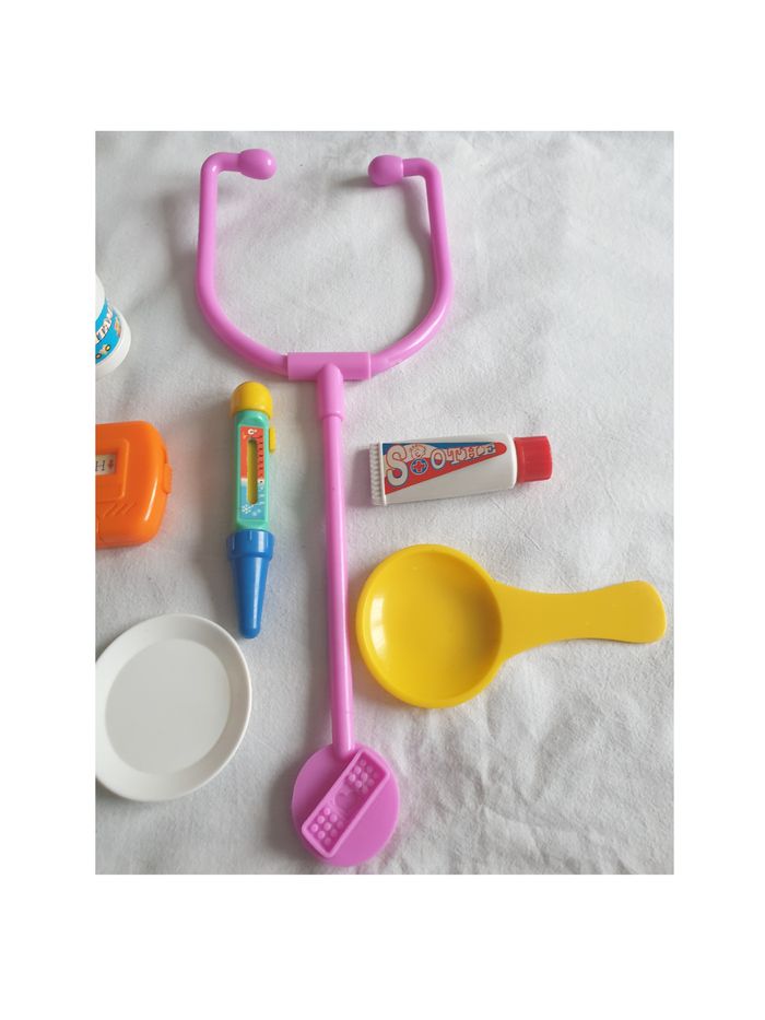 Ensemble docteur. - photo numéro 3