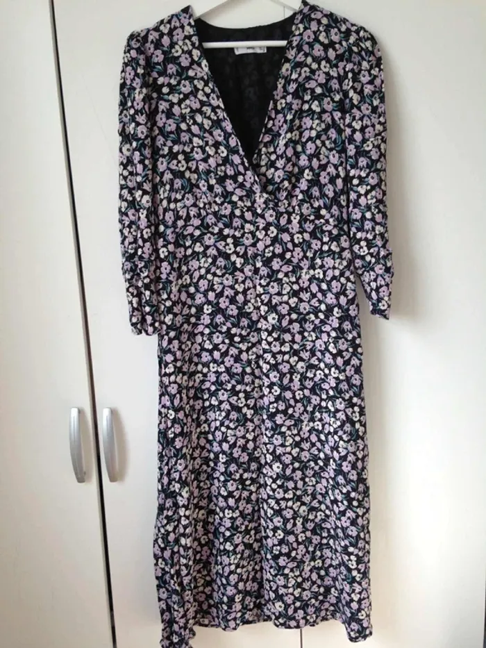 Robe longue col V manches 3/4 fleuries fluide 40 MNG - photo numéro 2