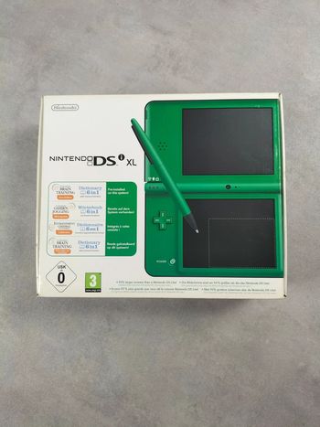 Console Nintendo DSi XL – Édition verte – Complète en boîte