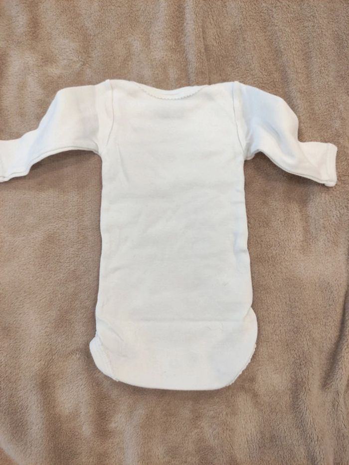 Body 3 mois - photo numéro 2