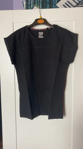 t-shirt noir