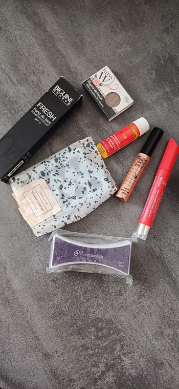 Lot beauté et maquillage – Neuf