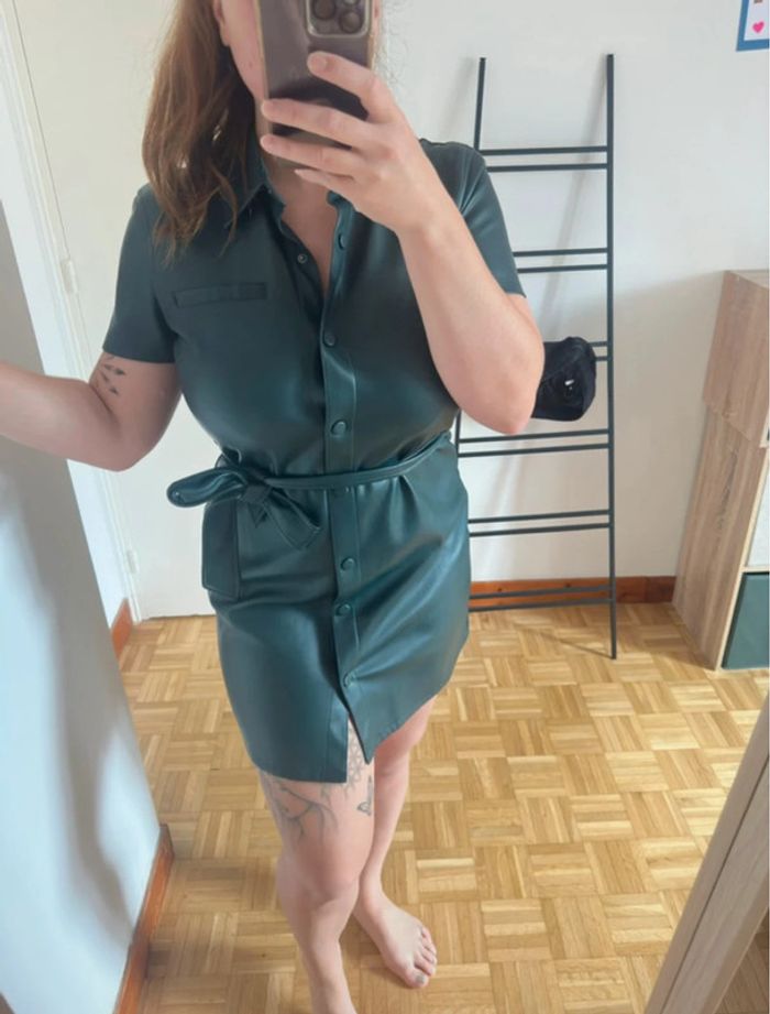 Robe simili cuir 38 - photo numéro 3