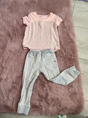 Ensemble de sport