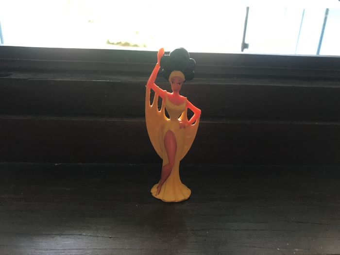 Figurine muse hercule
