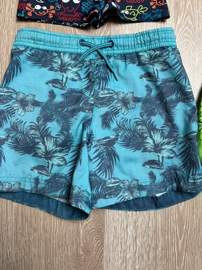 Lot maillots de bain été 4 ans - photo numéro 8