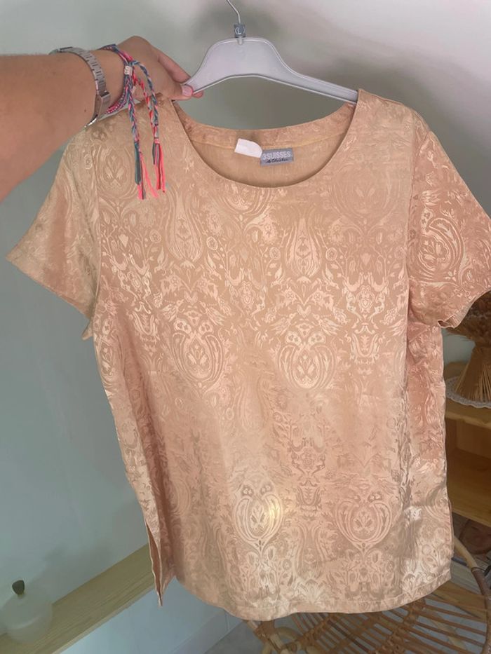 Tee shirt