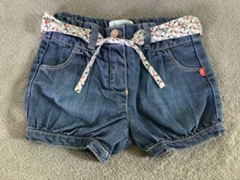 Short 9 mois