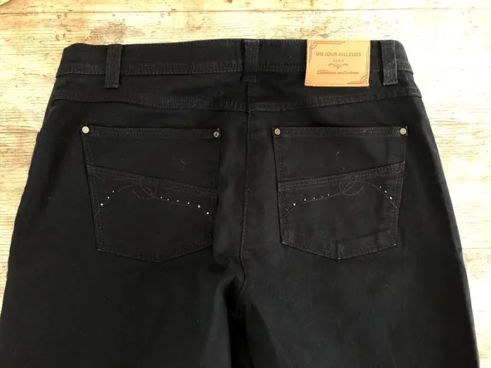 Jeans Un jour ailleurs - photo numéro 6