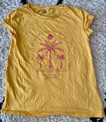Tshirt orange motif palmier taille 10 ans kiabi 