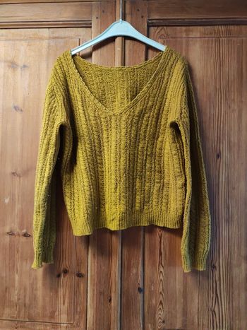 Pull jaune moutarde