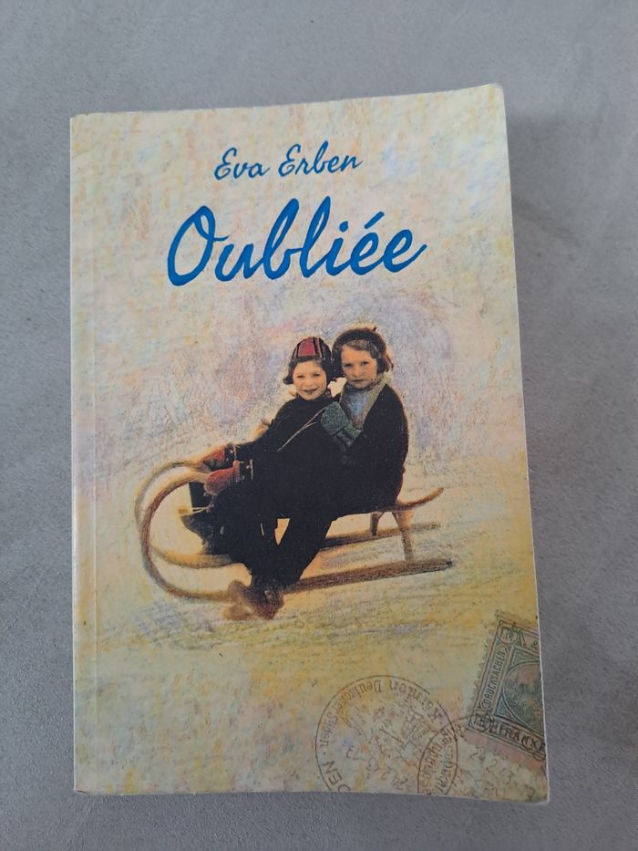 Livres Oublié d'éva Erben