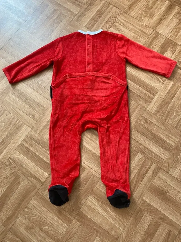 Pyjama une pièce père Noël taille 24 mois Kiabi - photo numéro 3