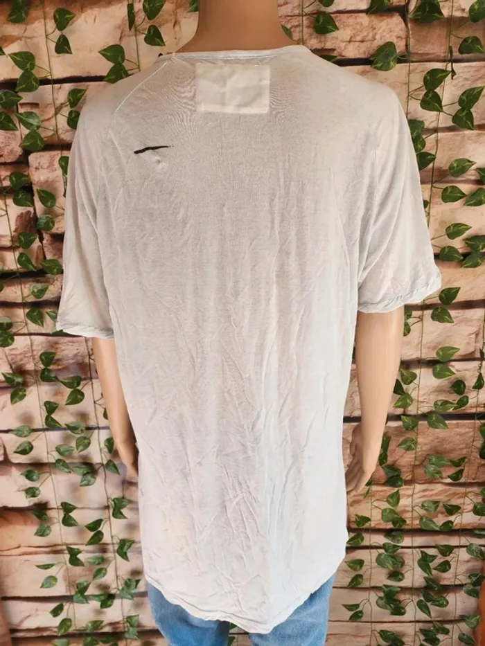 🌸T-shirt MC Ana Heart Neuf Taille 40🌸 - photo numéro 4