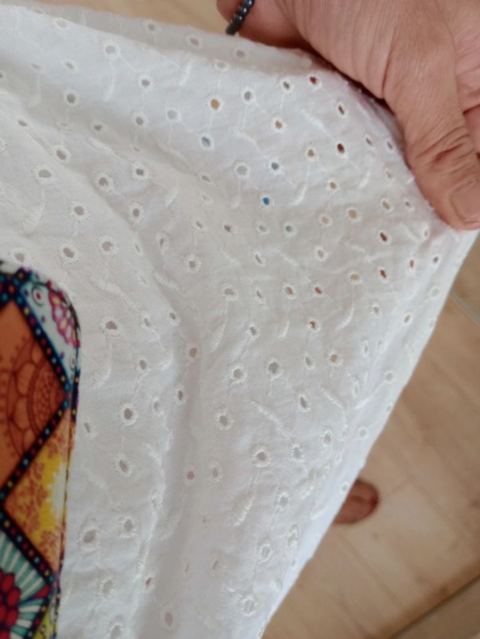 Top femme s épaule dénudée type broderie anglaise c84 - photo numéro 7