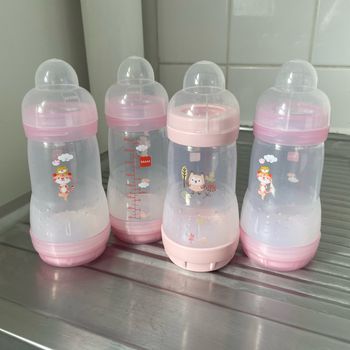 3 biberons mam